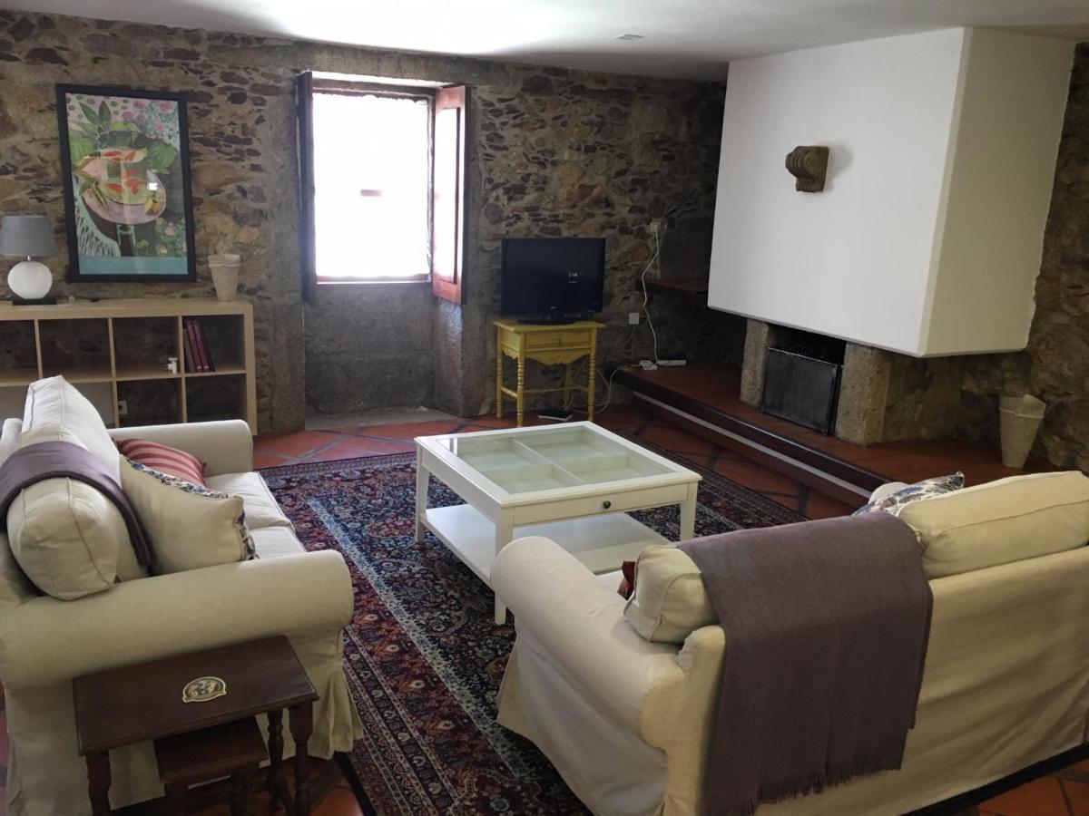Trajadinha - Casa Da Travessa Vila Caminha Exterior foto